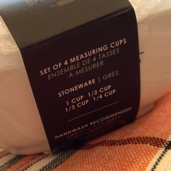 Ceramic ghost shaped measuring cups set of 4 NIB the Bakehouse Ciroa - Picture 6 of 6